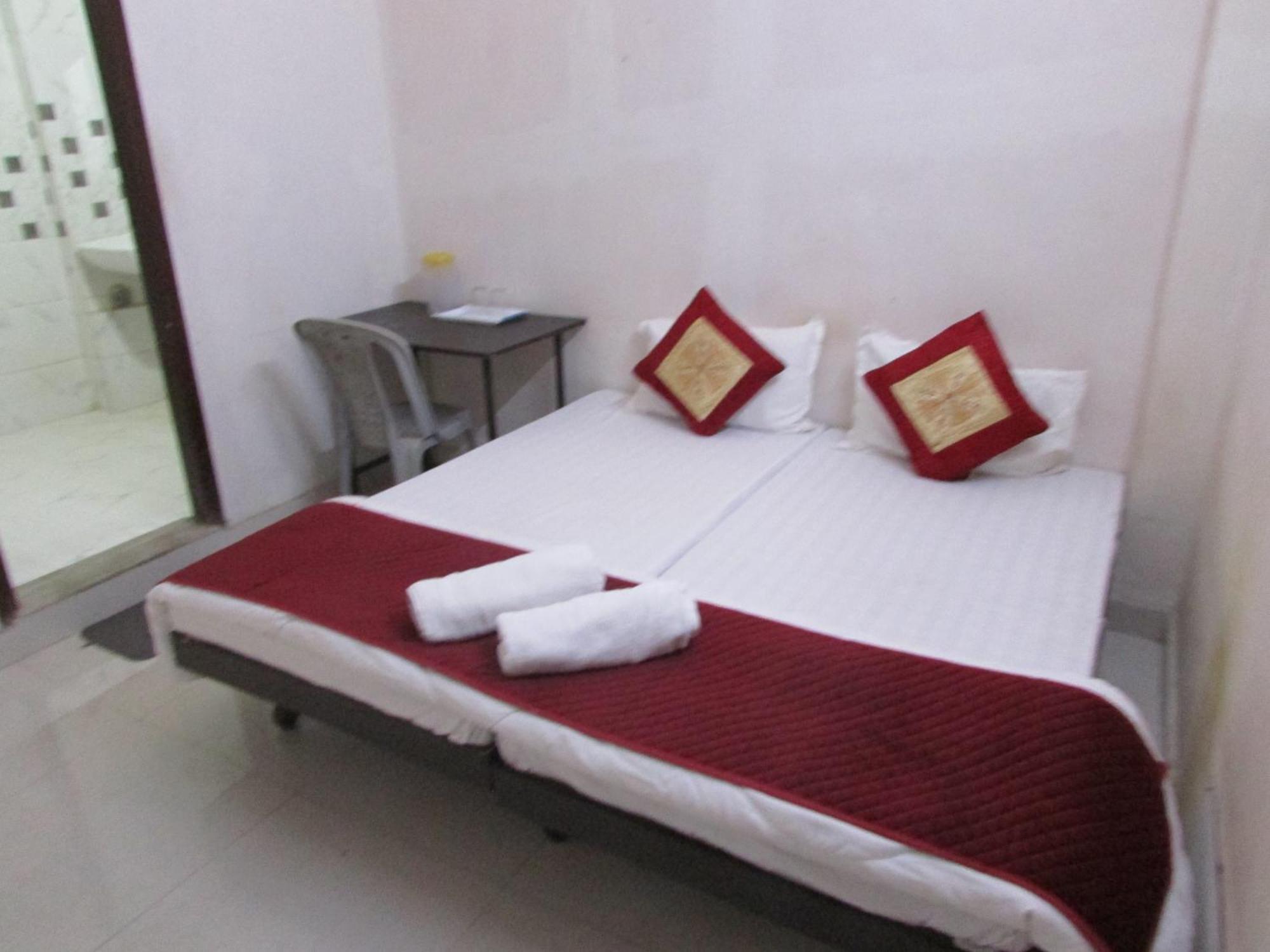 Ashish Guest House, Goverdhan Vilas Udaipur Ngoại thất bức ảnh