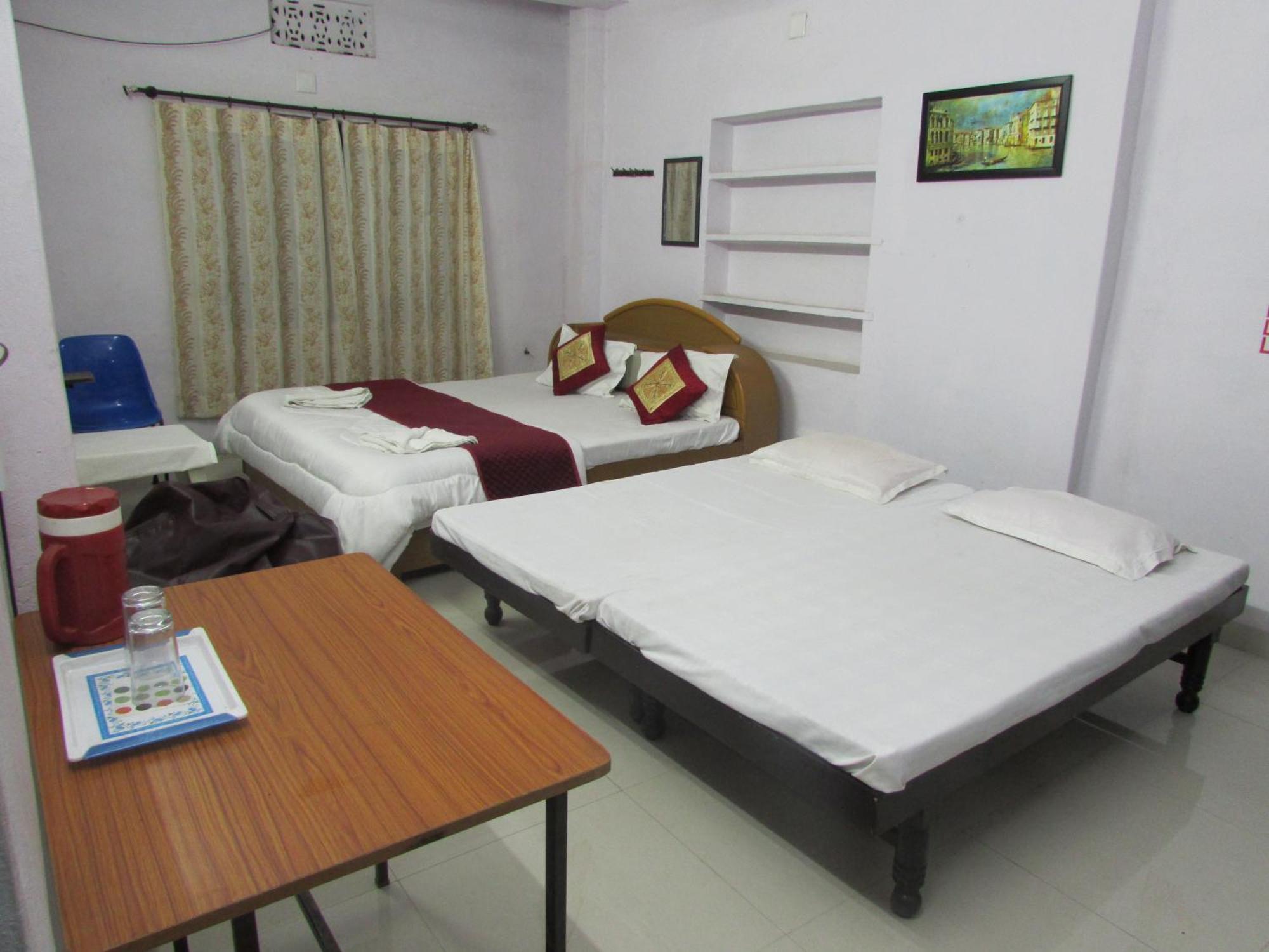 Ashish Guest House, Goverdhan Vilas Udaipur Ngoại thất bức ảnh