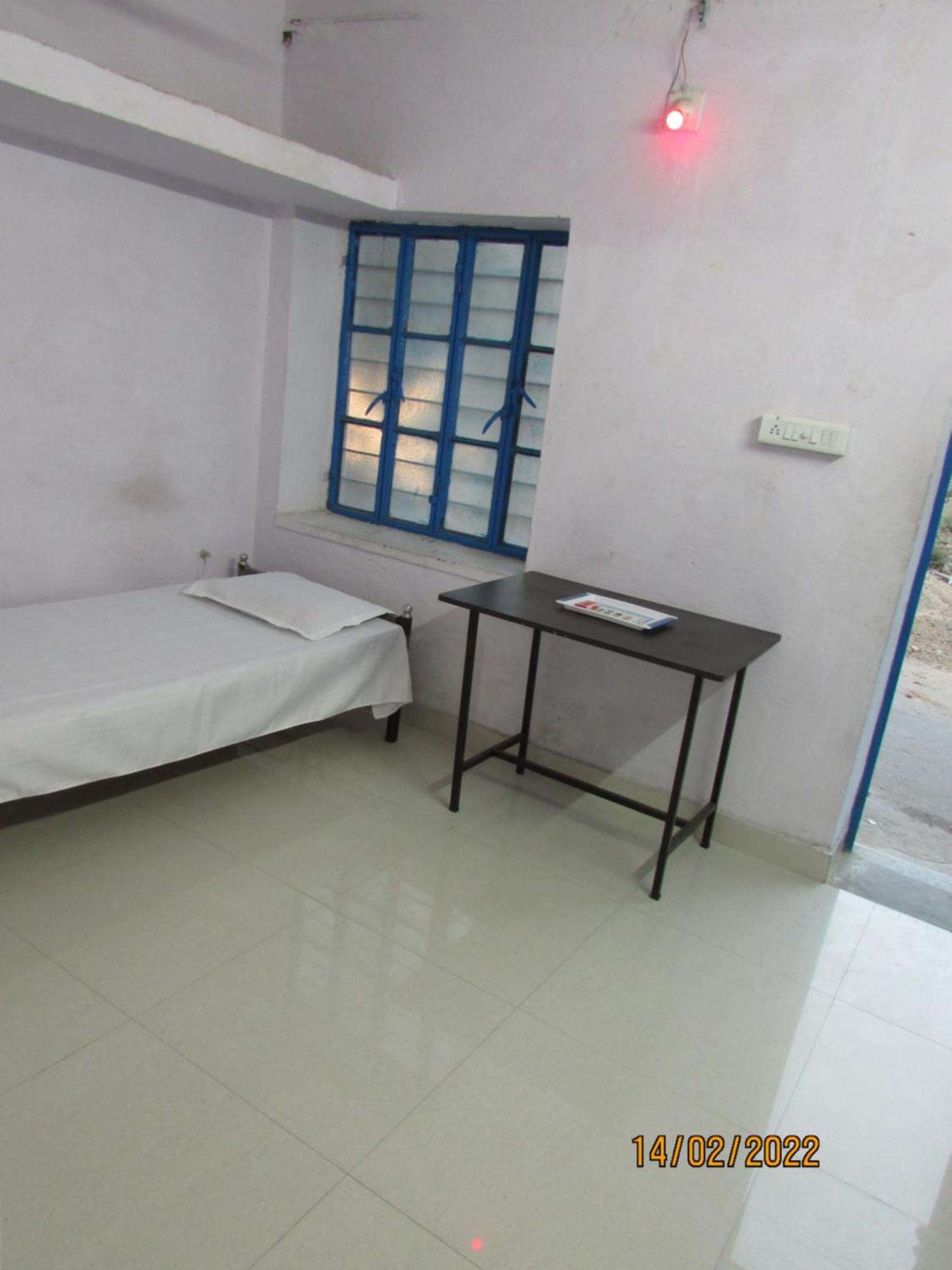 Ashish Guest House, Goverdhan Vilas Udaipur Ngoại thất bức ảnh